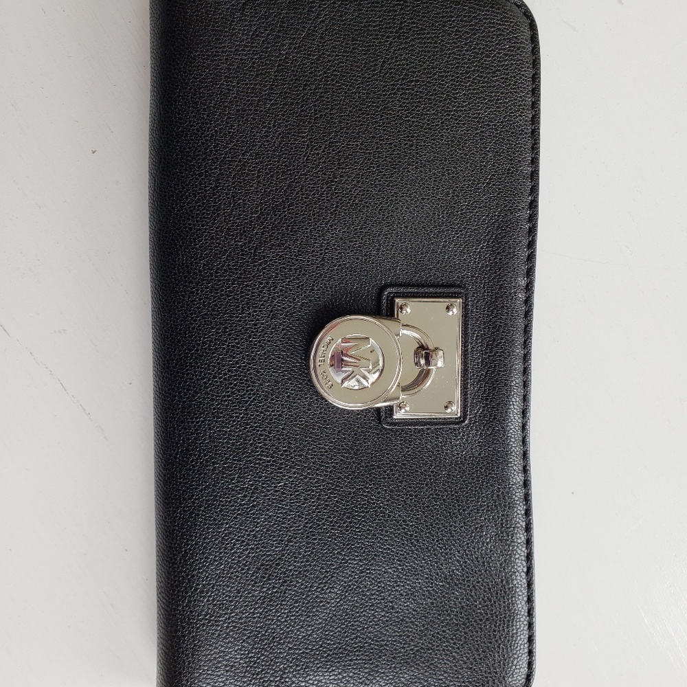 MICHAEL KORS Black Leather Wallet